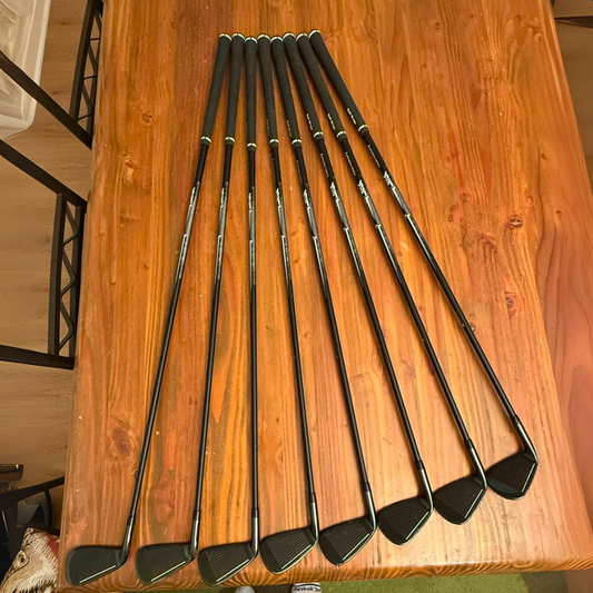 Set de hierros TaylorMade P790 Black Edition (3 al PW)